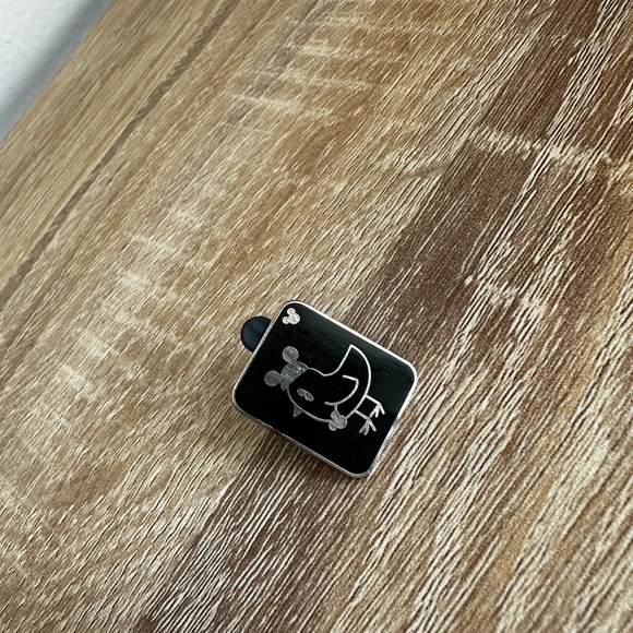 Trading Pin Disney Hidden Mickey Collection - Picture 2 of 5
